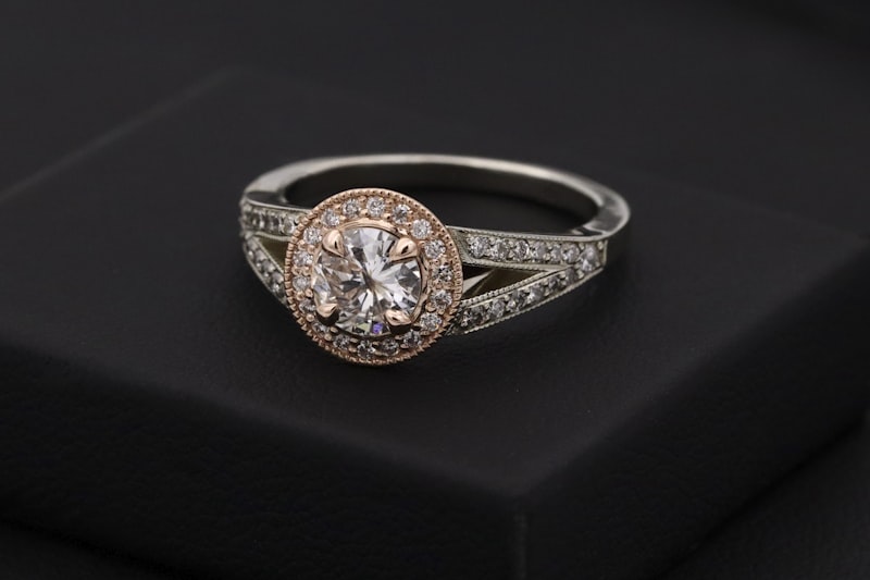 Team Crest Signet Ring